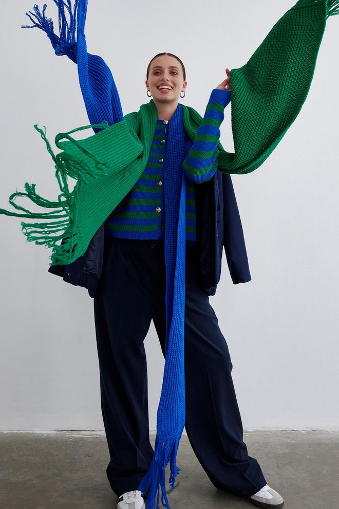 Tasseled Knitwear Long Scarf in Saks Blue