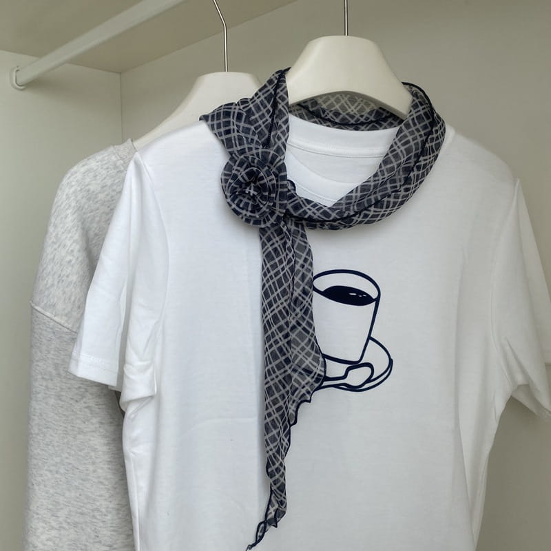 Removable Retro Flower Neck Scarf