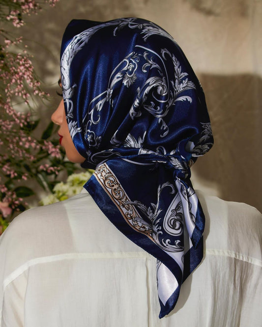 Multipurpose Chain Printed Scarf, Women's Casual Scarf, Satin Large Square Scarf