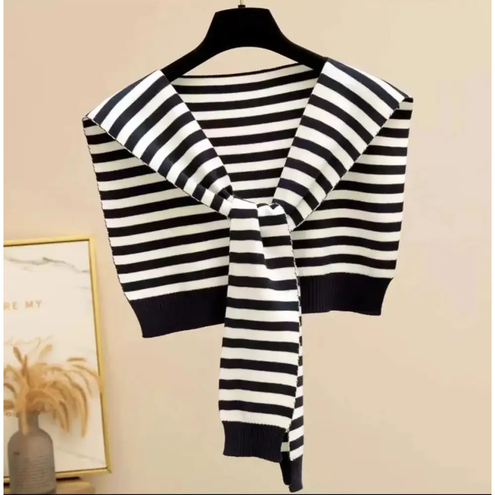 Knitted Striped Shawl Outer Match High-end Fashion - Black B Type / Average Size - Decorative Scarf