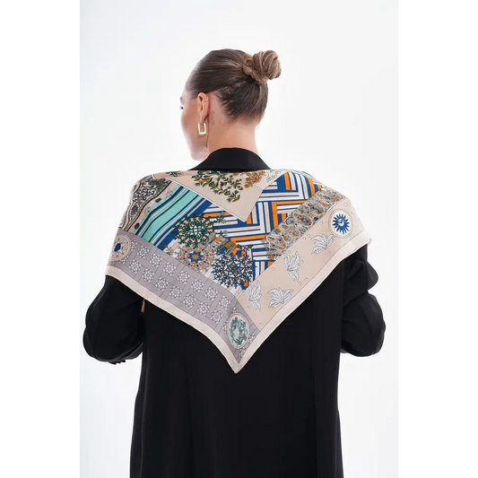 Patterned Beige Scarf